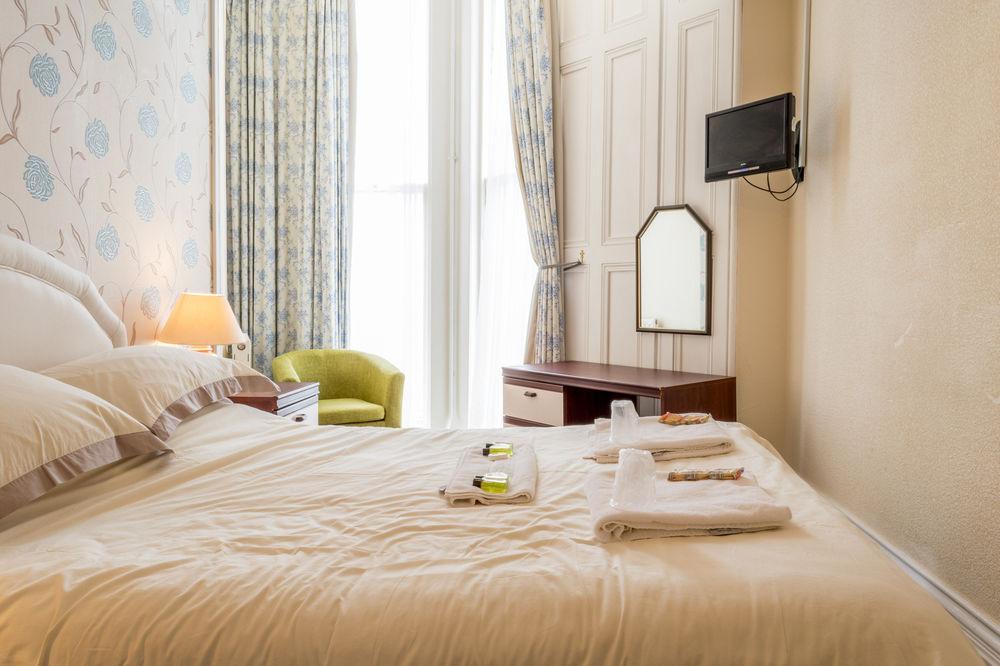 The Rutland 3*