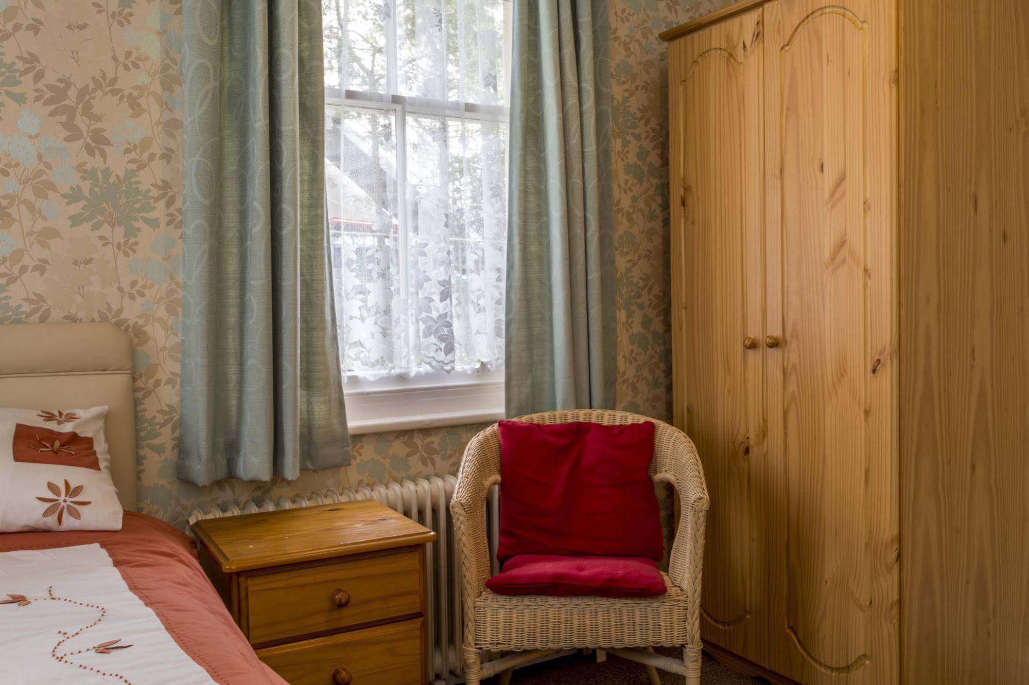 The Rutland 3*